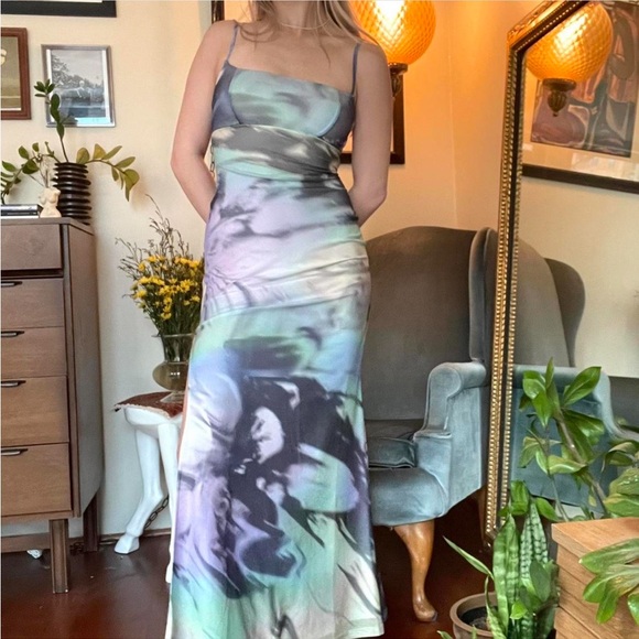 Abstract Maxi Dress - Picture 5 of 6